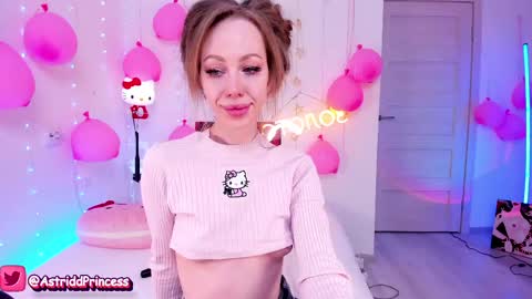 helloiamastrid online show from 04-15-26, 07:48