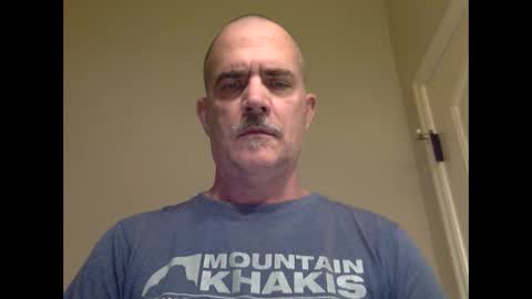 Snapshot of helloitsme969 chatting on 09-10-25, 05:46 helloitsme969 online show from 09-10-25, 05:46