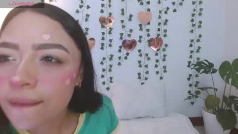 hellokitty_valery1 online show from 04-15-26, 01:01