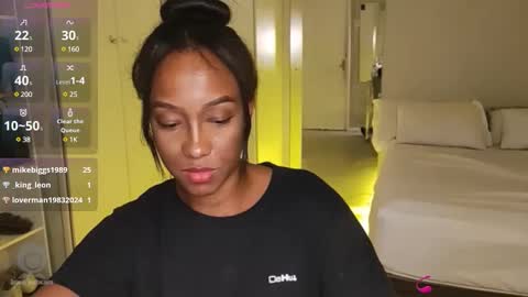 hellsd97 online show from 12-31-24, 02:19