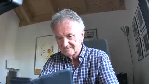 Snapshot of helmut227 chatting on 11-15-25, 02:02 helmut227 online show from 11-15-25, 02:02