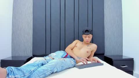 Henry online show from 04-27-26, 07:45