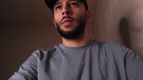 HenryAxe online show from 04-24-26, 10:07