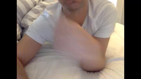 Henryhipster  sub  spank useme new Europe Twink kiss first fit kinky naughty online show from 11-18-25, 07:24