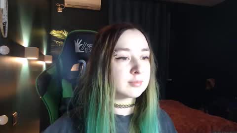 Hentaishiing online show from 05-26-26, 06:37