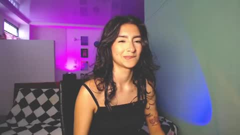 Snapshot of hera_069 chatting on 06-08-26, 07:58 Hello I am Valentina independent Colombian model I love sensuality and pleasure welcome online show from 06-08-26, 07:58