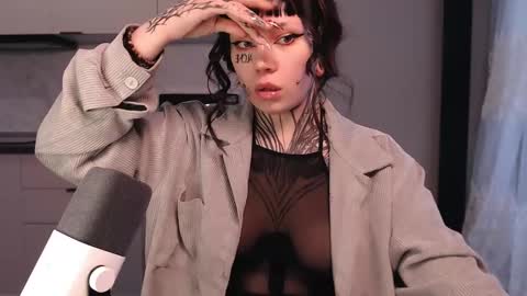 dirty Diana online show from 02-13-25, 02:42