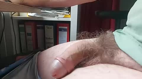 Snapshot of herbielonger6 chatting on 03-13-26, 11:06 herbielonger6 online show from 03-13-26, 11:06