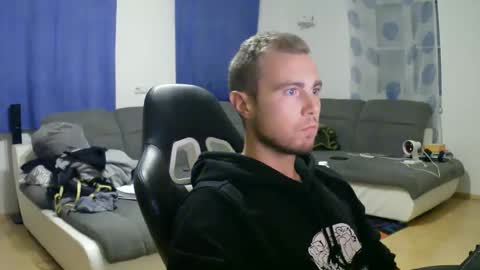 John Pearl online show from 10-07-25, 07:00