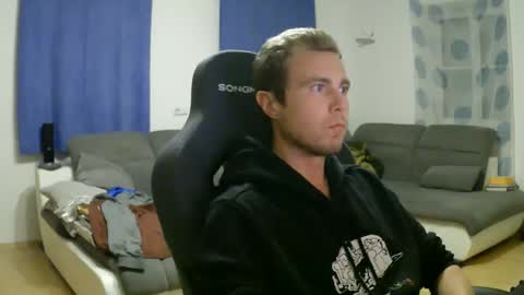 John Pearl online show from 04-27-26, 07:12