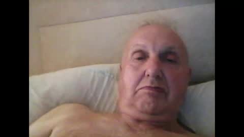 Snapshot of herdsman3 chatting on 02-06-25, 11:37 herdsman3 online show from 02-06-25, 11:37