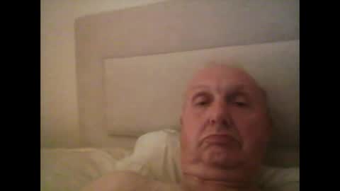 Snapshot of herdsman3 chatting on 10-10-25, 10:53 herdsman3 online show from 10-10-25, 10:53