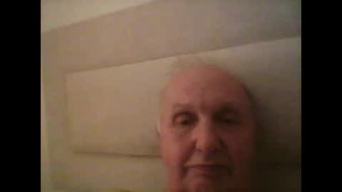 Snapshot of herdsman3 chatting on 11-08-25, 11:14 herdsman3 online show from 11-08-25, 11:14