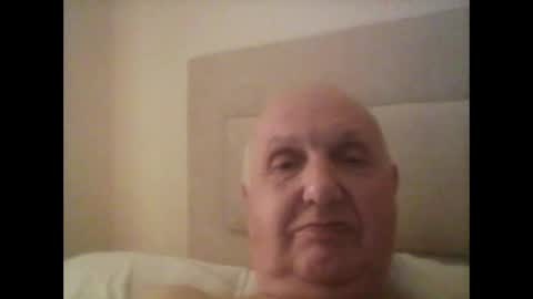 Snapshot of herdsman3 chatting on 12-20-25, 12:29 herdsman3 online show from 12-20-25, 12:29