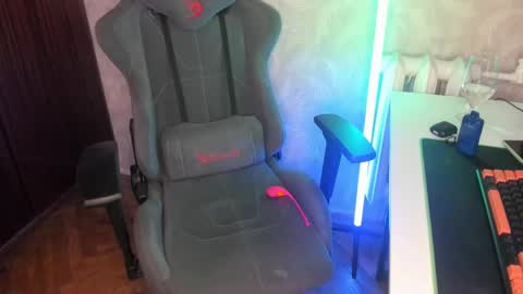 herefordcam online show from 02-04-25, 06:14