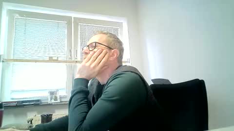 hering76 online show from 04-02-26, 08:45