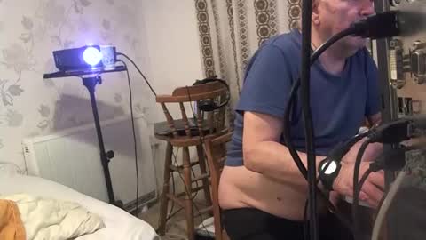 mature online show from 01-08-26, 06:37