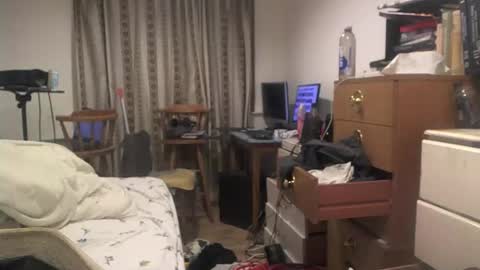 Snapshot of hermeneutika chatting on 06-01-26, 09:27 mature online show from 06-01-26, 09:27