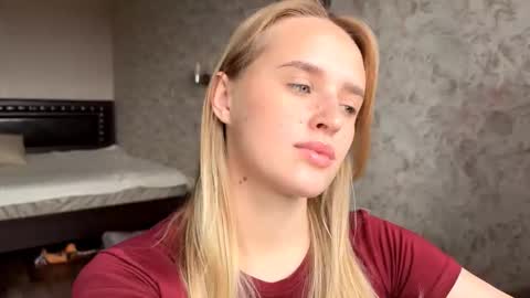 Sylvia online show from 10-18-25, 08:04