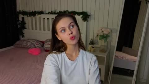 Nicole online show from 03-16-26, 09:08