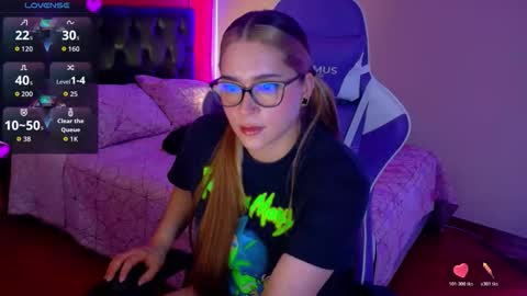 hermione_blonde online show from 03-04-26, 11:16