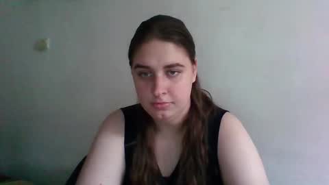 hess_luna_ online show from 09-29-25, 10:31