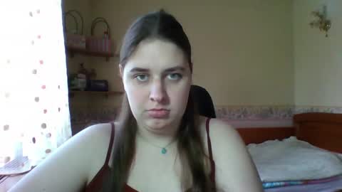 hess_luna_ online show from 04-17-26, 09:01