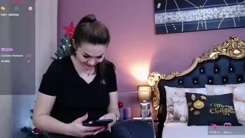 Snapshot of hessahessy chatting on 12-18-24, 02:17 Hessy online show from 12-18-24, 02:17