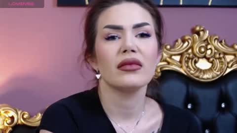 Snapshot of hessahessy chatting on 01-15-25, 11:10 Hessy online show from 01-15-25, 11:10