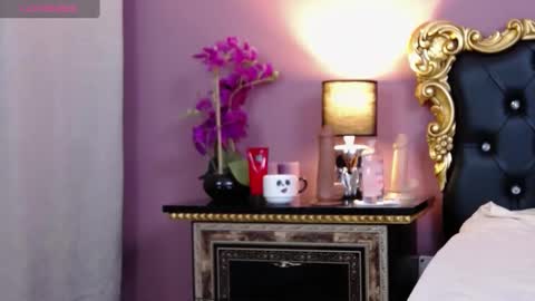 Snapshot of hessahessy chatting on 02-25-25, 02:00 Hessy online show from 02-25-25, 02:00