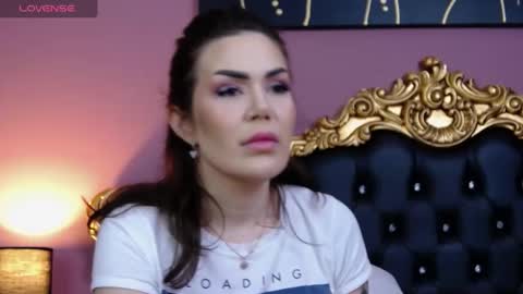 Snapshot of hessahessy chatting on 02-27-25, 11:52 Hessy online show from 02-27-25, 11:52