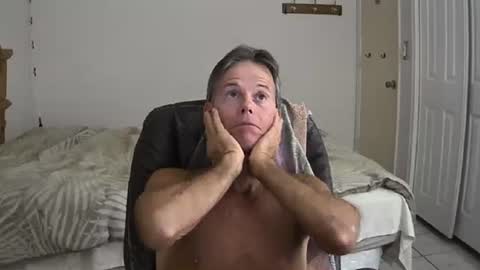 hewes1 online show from 09-10-25, 06:52