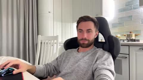 Snapshot of hey_arnold chatting on 09-13-25, 07:46 Arnold online show from 09-13-25, 07:46