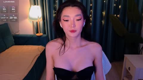 Audrey online show from 02-07-25, 02:37