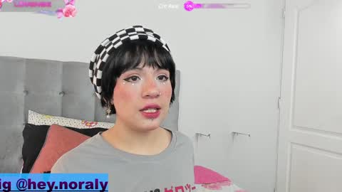Snapshot of hey_noraly chatting on 01-22-25, 01:21 Noraly  online show from 01-22-25, 01:21
