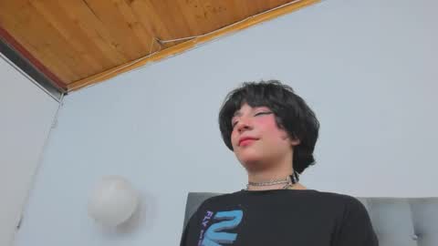 Snapshot of hey_noraly chatting on 02-10-25, 10:53 Noraly  online show from 02-10-25, 10:53