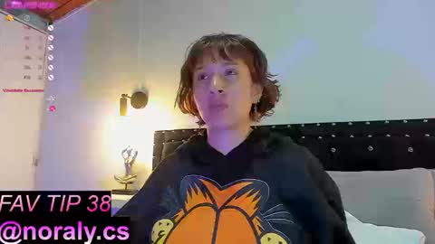 Snapshot of hey_noraly chatting on 09-12-25, 04:45 Noraly  online show from 09-12-25, 04:45