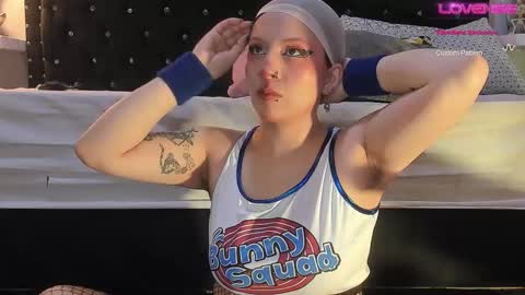 Noraly  online show from 01-16-26, 04:49