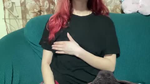 Snapshot of heybluebabe chatting on 02-04-25, 07:07 Blue online show from 02-04-25, 07:07