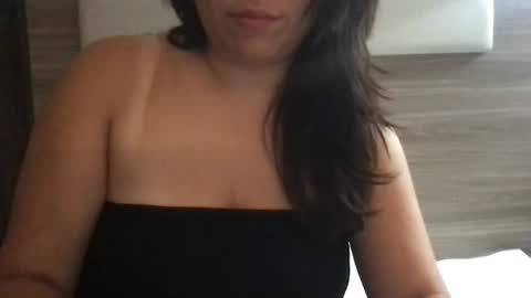Snapshot of heycarol chatting on 08-06-26, 01:29 heycarol online show from 08-06-26, 01:29