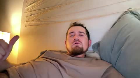 Snapshot of heyitsryan01 chatting on 11-04-25, 06:07 heyitsryan01 online show from 11-04-25, 06:07