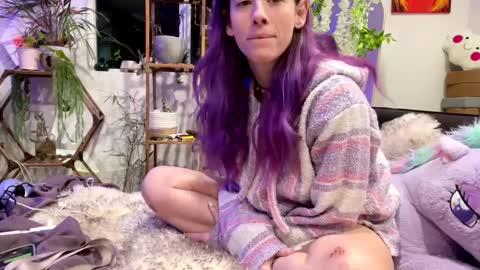 FlexieFae online show from 01-19-25, 05:48