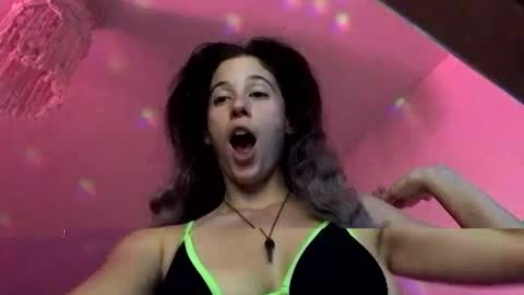 FlexieFae online show from 10-05-25, 10:35