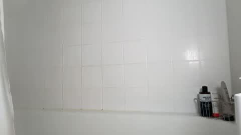 Snapshot of heyskylarr chatting on 07-04-26, 02:01 Skylar online show from 07-04-26, 02:01