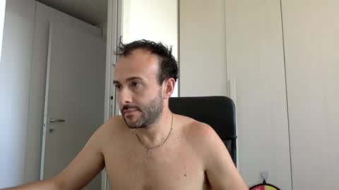Snapshot of hhombre chatting on 07-02-26, 09:26 hhombre online show from 07-02-26, 09:26