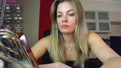 Lina online show from 04-23-26, 12:29