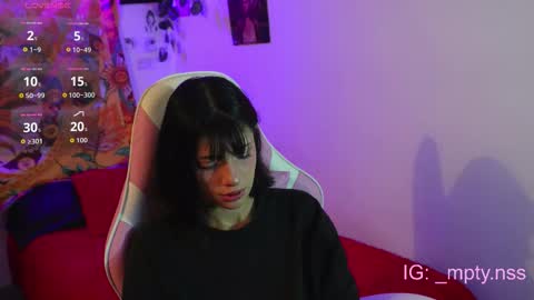 Snapshot of hi_scarlett chatting on 11-11-25, 09:42 hi_scarlett online show from 11-11-25, 09:42