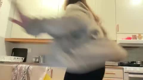 Snapshot of hichemlacoste333 chatting on 11-12-25, 03:12 hichemlacoste333 online show from 11-12-25, 03:12