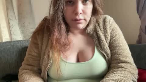 Snapshot of hichemlacoste333 chatting on 11-25-25, 12:05 hichemlacoste333 online show from 11-25-25, 12:05