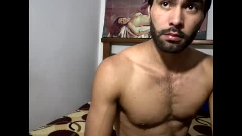 Snapshot of hideonbush051 chatting on 11-14-25, 01:48 hideonbush online show from 11-14-25, 01:48